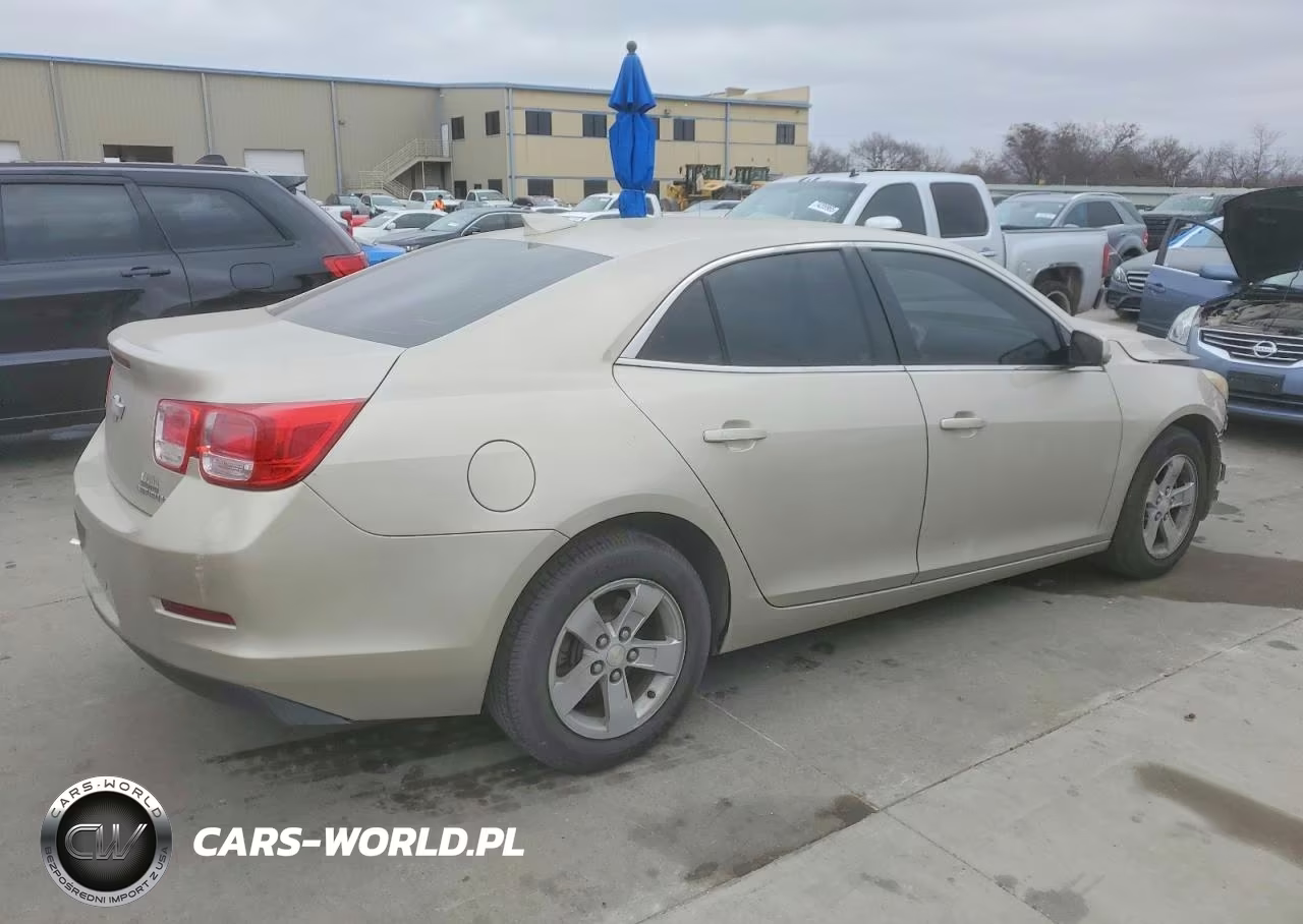 2015 Chevrolet Malibu 1Lt VIN:1G11C5SL1FF155302 - 3