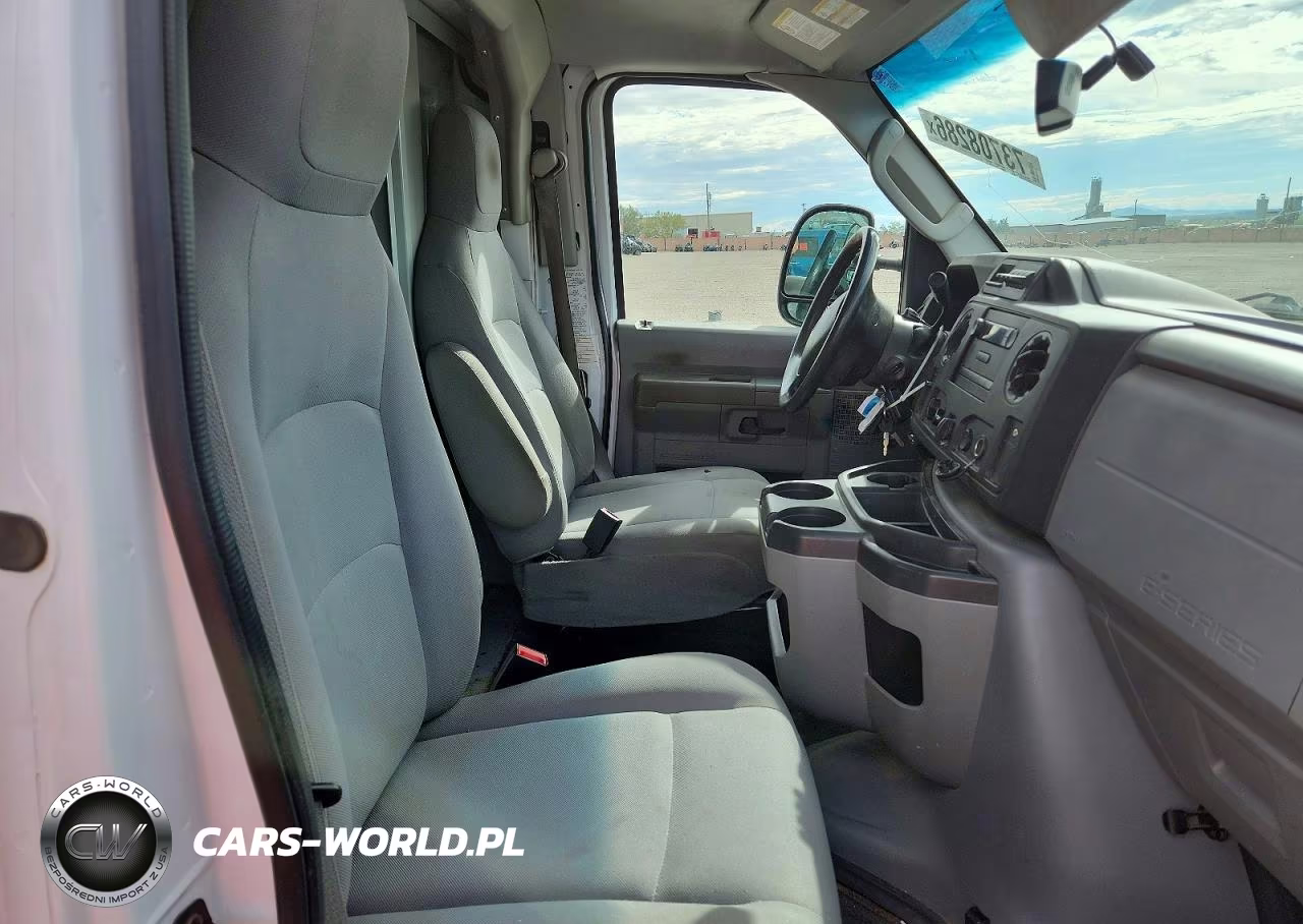 2016 Ford Econoline E350 Super Duty Cutaway Van VIN:1FDWE3FL2GDC43628 - 11