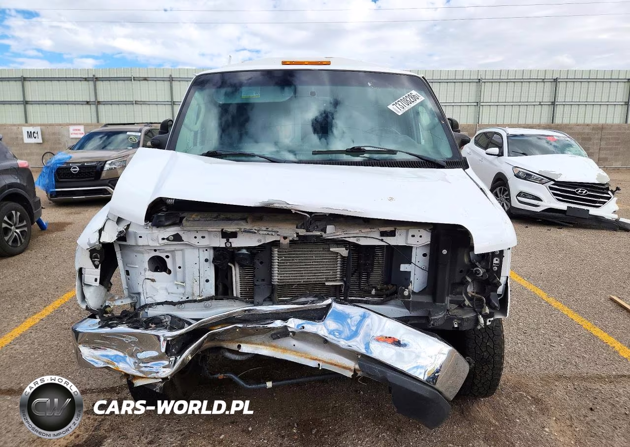 2016 Ford Econoline E350 Super Duty Cutaway Van VIN:1FDWE3FL2GDC43628 - 5