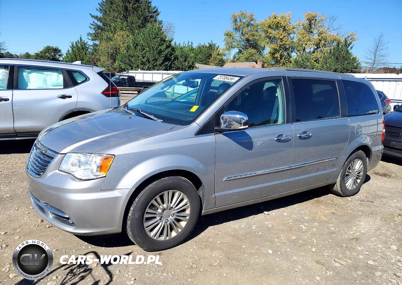 2015 Chrysler Town & Country Touring L VIN:2C4RC1CG8FR673808 - 1