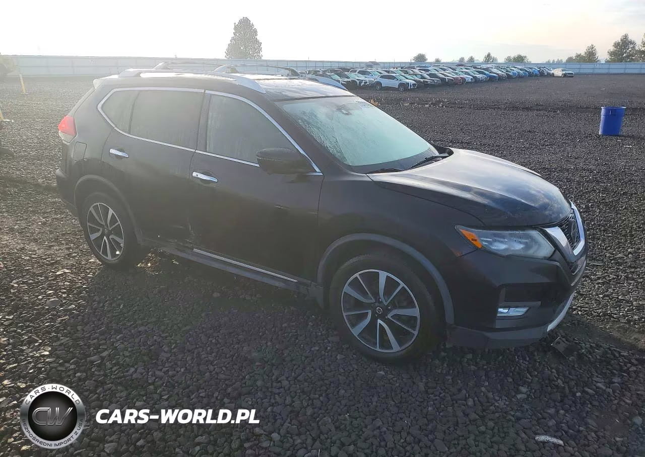2018 Nissan Rogue S VIN:JN8AT2MV8JW328041 - 4