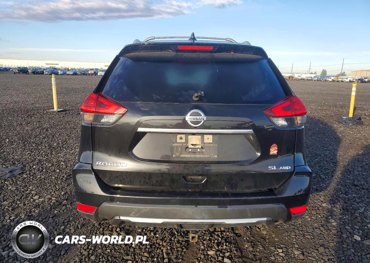 2018 Nissan Rogue S VIN:JN8AT2MV8JW328041 - 6