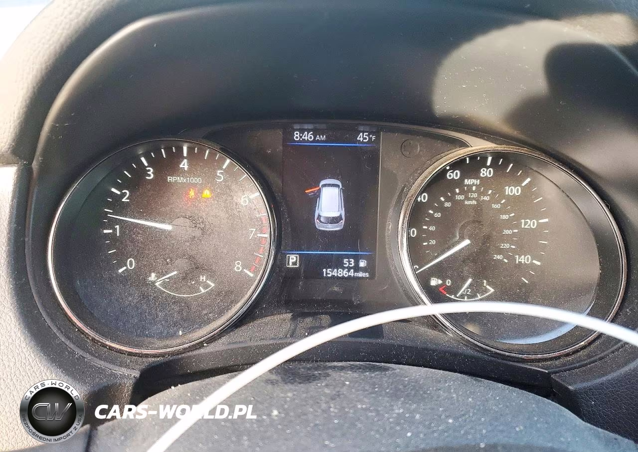 2018 Nissan Rogue S VIN:JN8AT2MV8JW328041 - 9