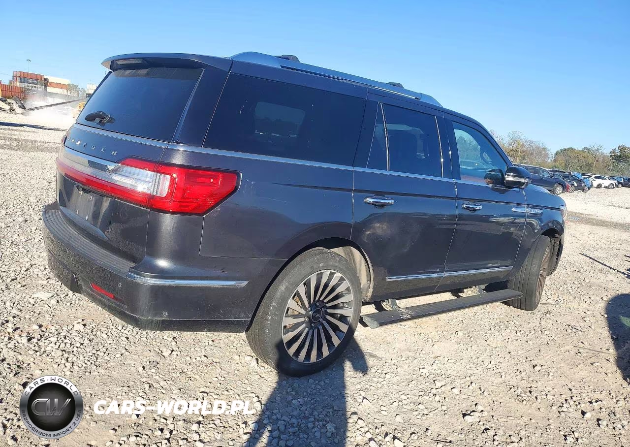 2018 Lincoln Navigator Reserve VIN:5LMJJ2LT1JEL02641 - 3