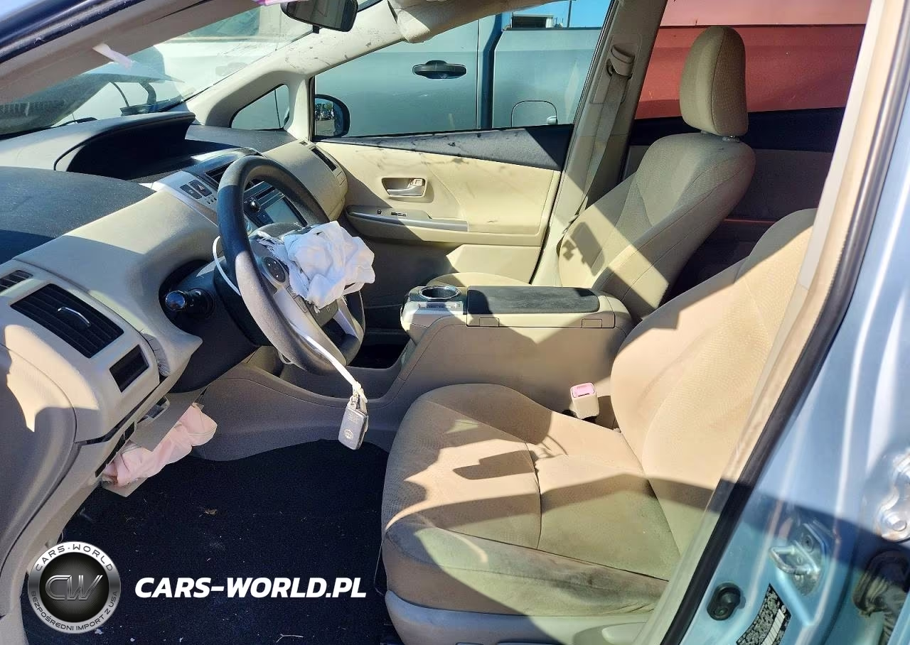 2013 Toyota Prius V Three VIN:JTDZN3EU7D3235375 - 7