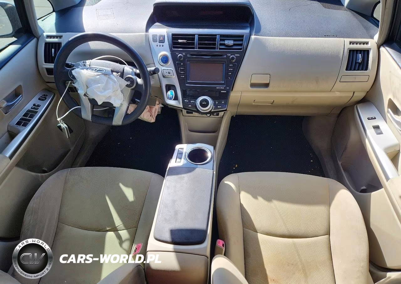 2013 Toyota Prius V Three VIN:JTDZN3EU7D3235375 - 8