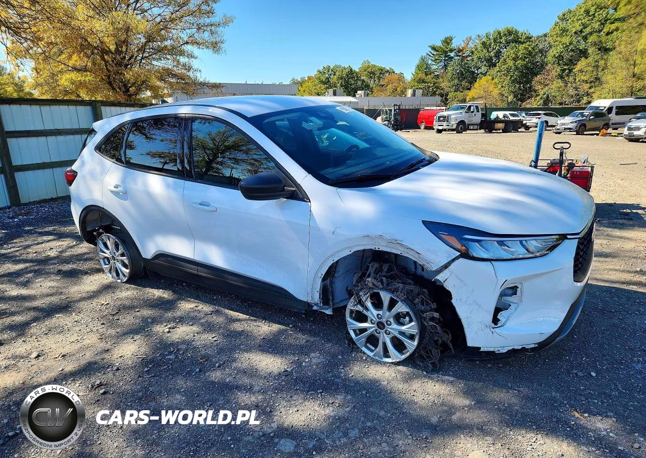 2025 Ford Escape Active VIN:1FMCU9GN3SUB21880 - 4