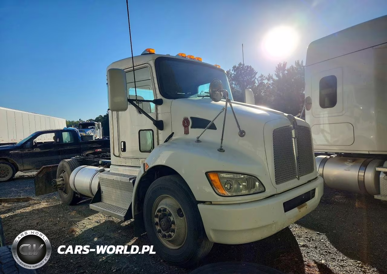 2015 Kenworth T370 Semi Truck VIN:2XKHAJ7X8FM462668 - 4