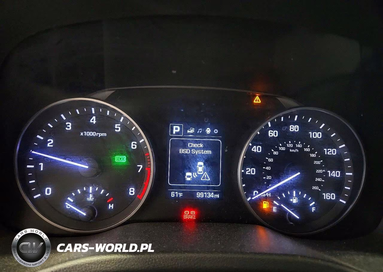2018 Hyundai Elantra Sel VIN:5NPD84LF6JH301457 - 9