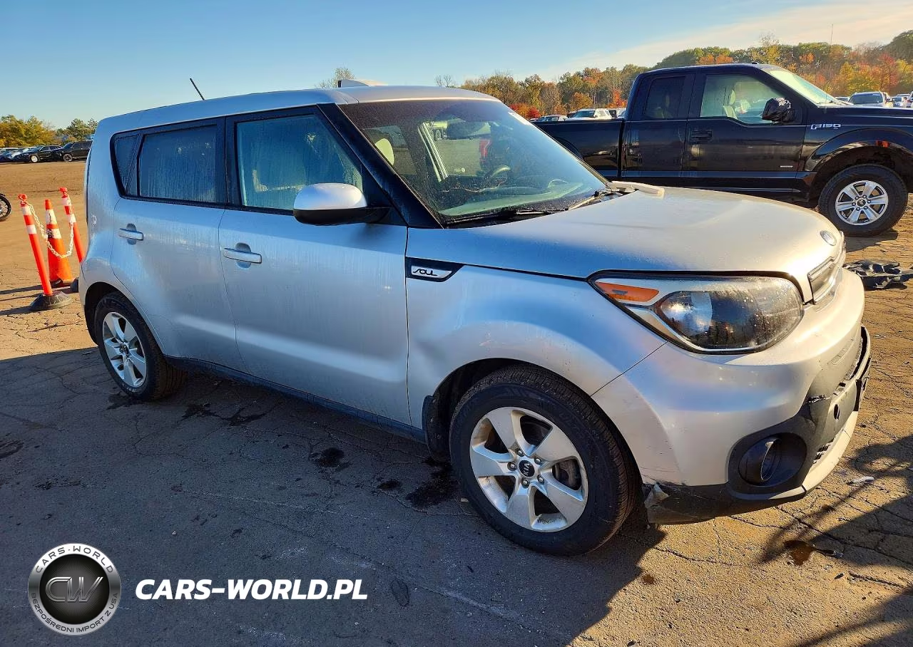 2017 Kia Soul Base VIN:KNDJN2A25H7475065 - 4