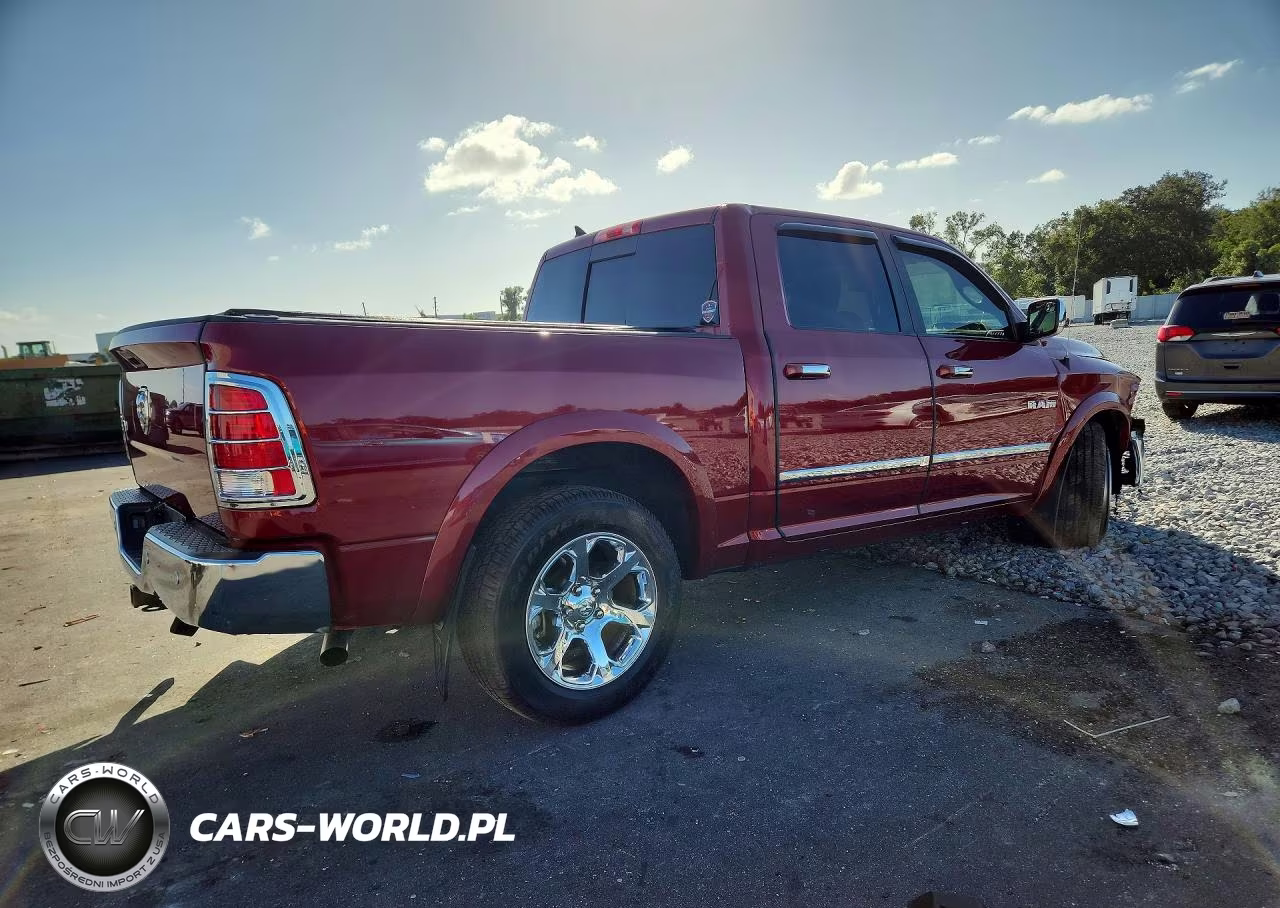 2015 Ram 1500 Laramie VIN:1C6RR6NG0FS677141 - 3