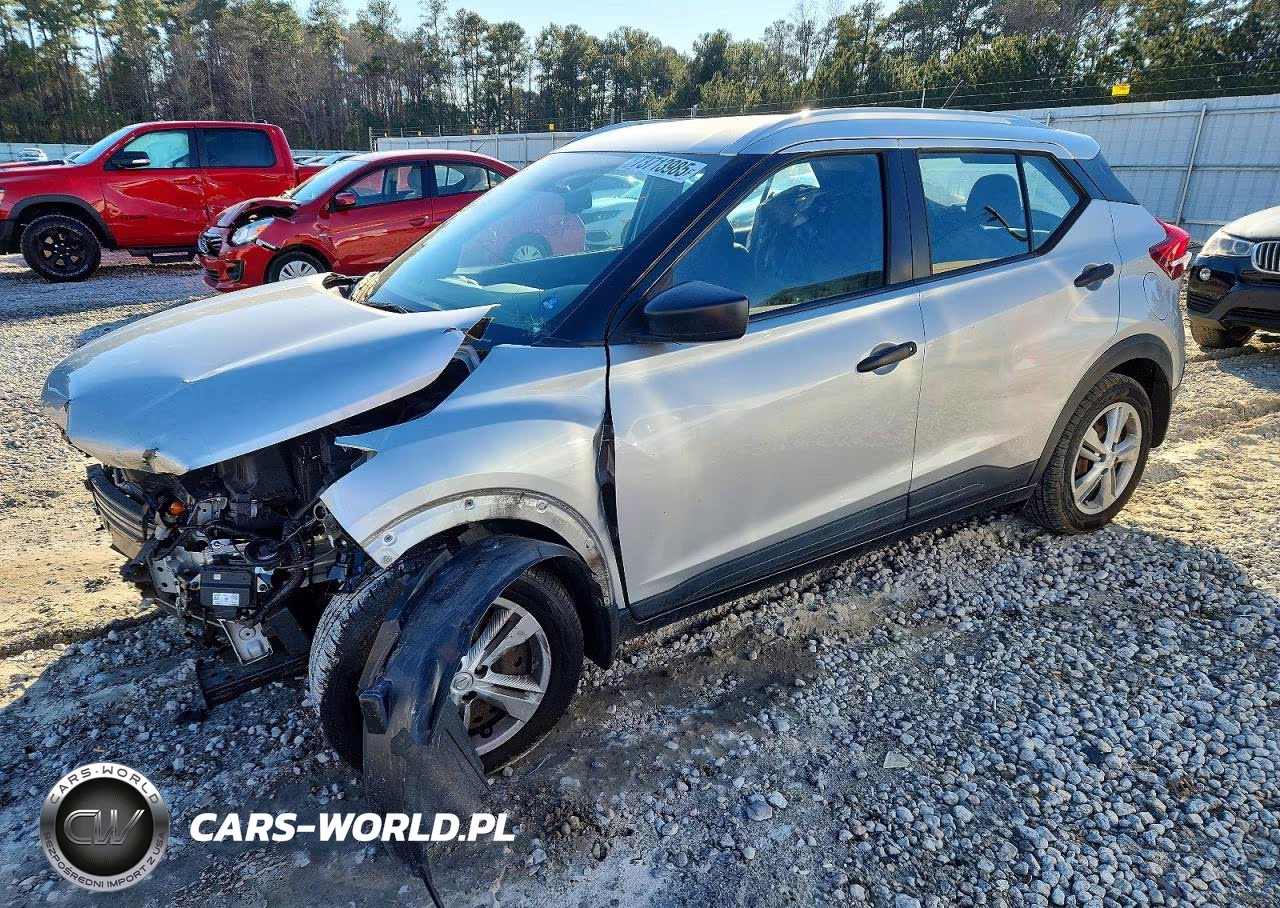 2018 Nissan Kicks S