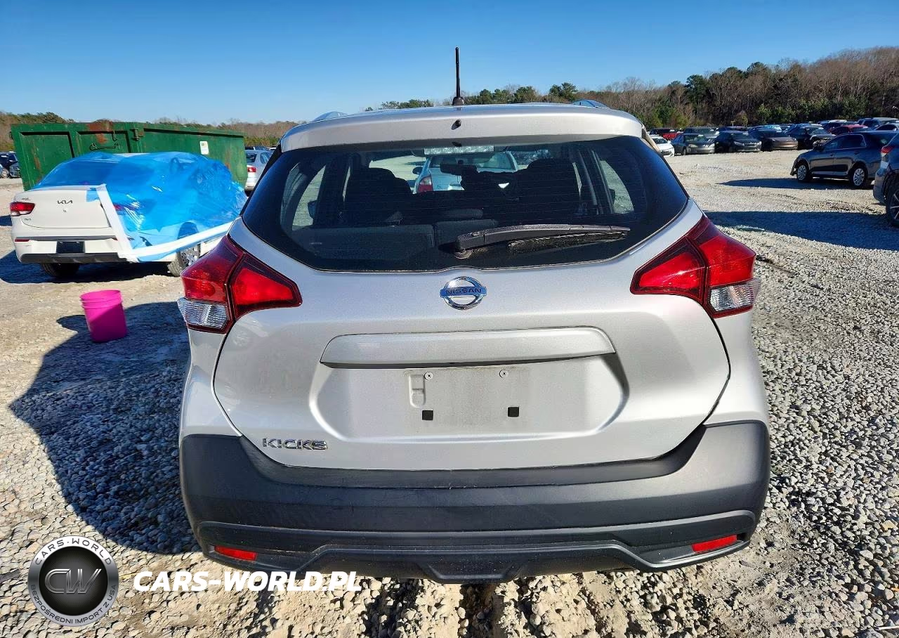 2018 Nissan Kicks S VIN:3N1CP5CU9JL529054 - 6