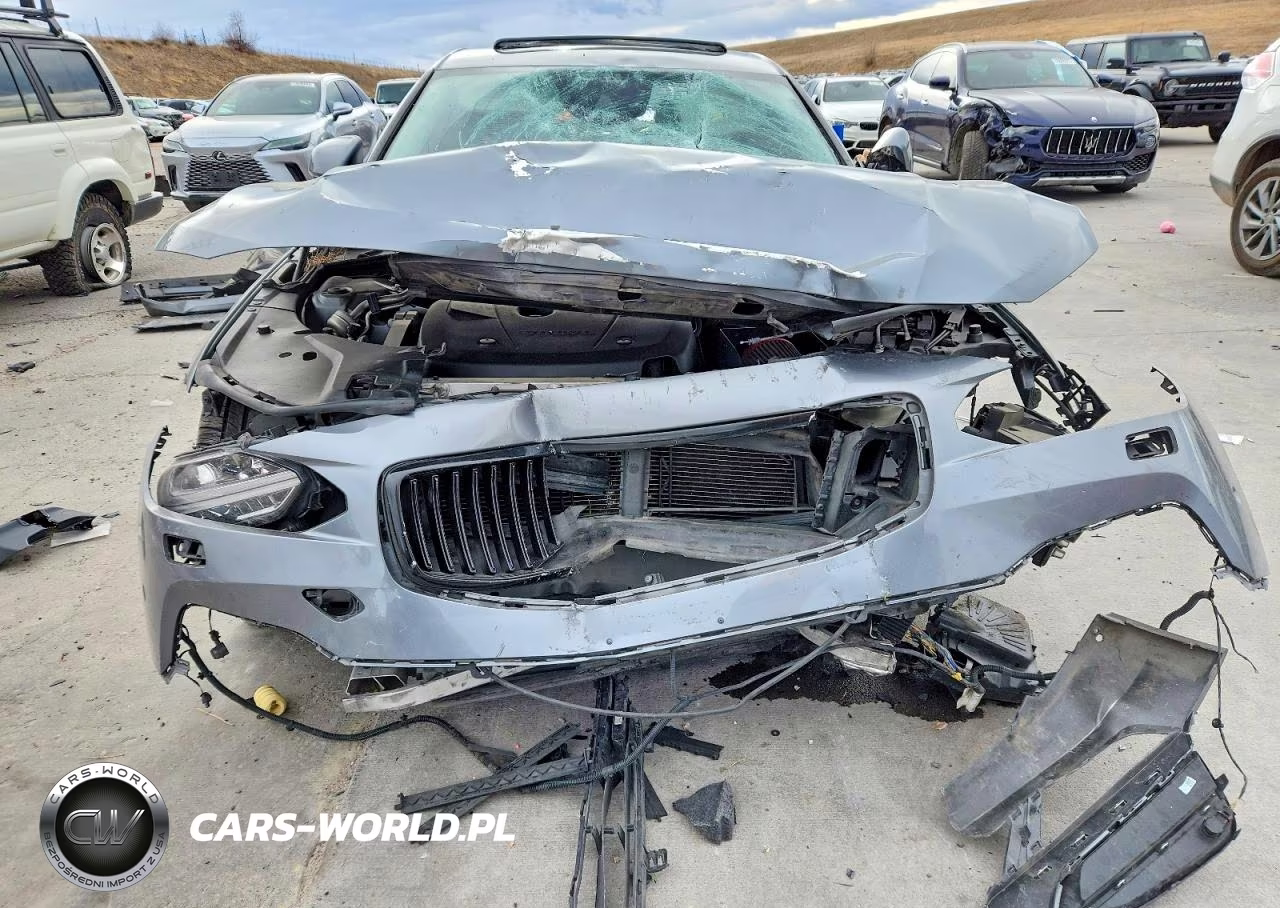 2017 Volvo S90 VIN:YV1A22ML2H1001553 - 5