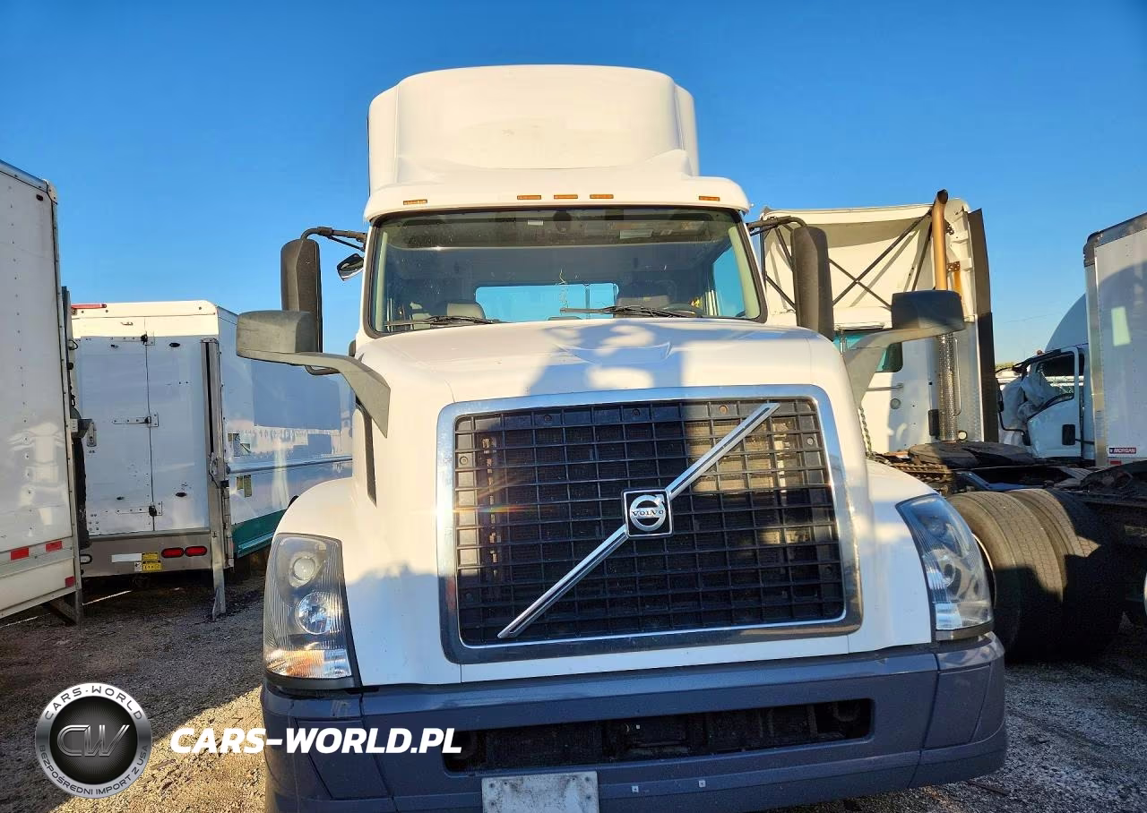 2018 Volvo Vn Vnl - Semi Truck VIN:4V4N39TG0JN892852 - 5