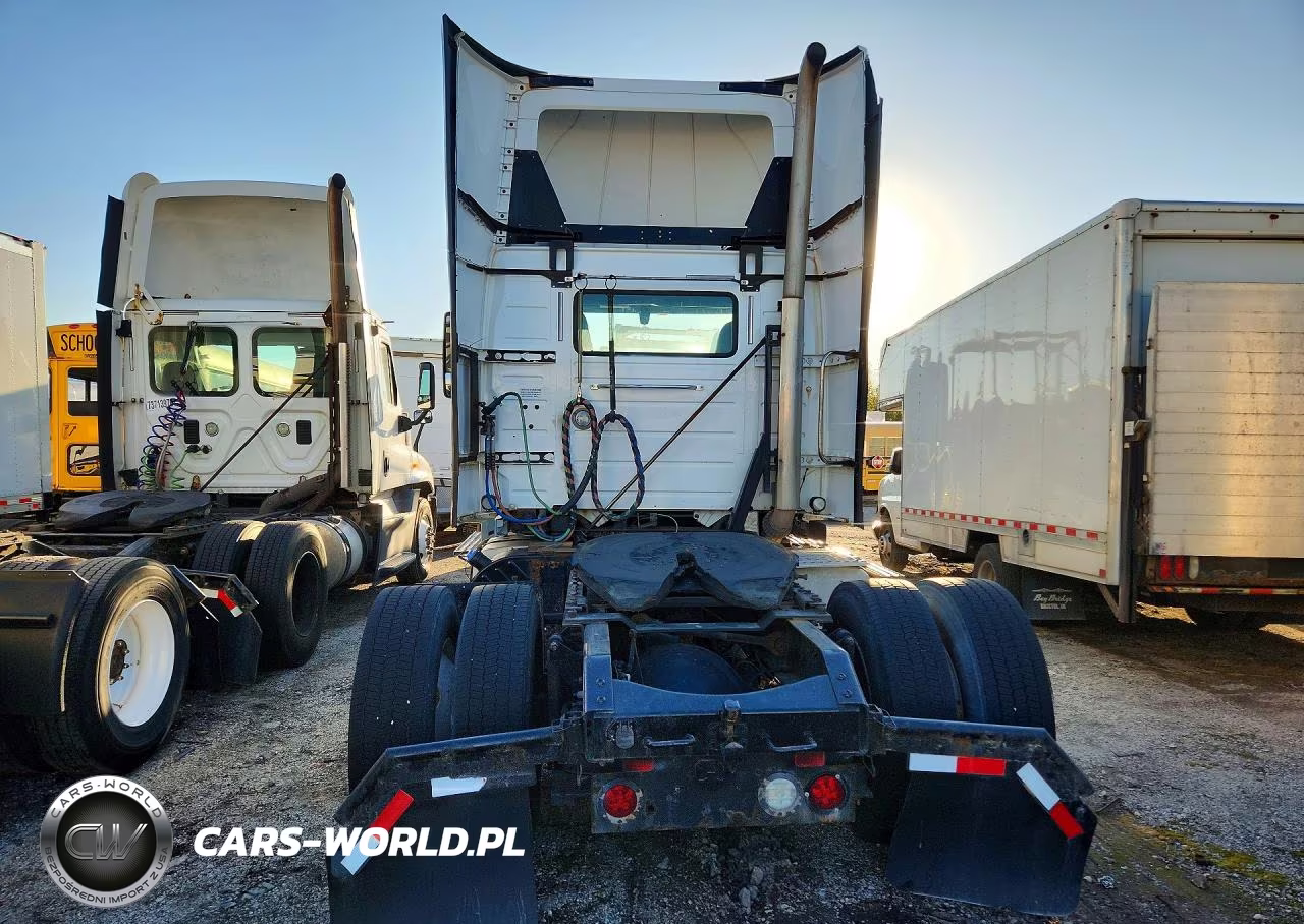 2018 Volvo Vn Vnl - Semi Truck VIN:4V4N39TG0JN892852 - 6