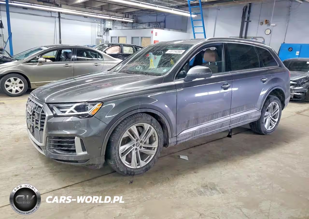 2022 Audi Q7 Premium Plus