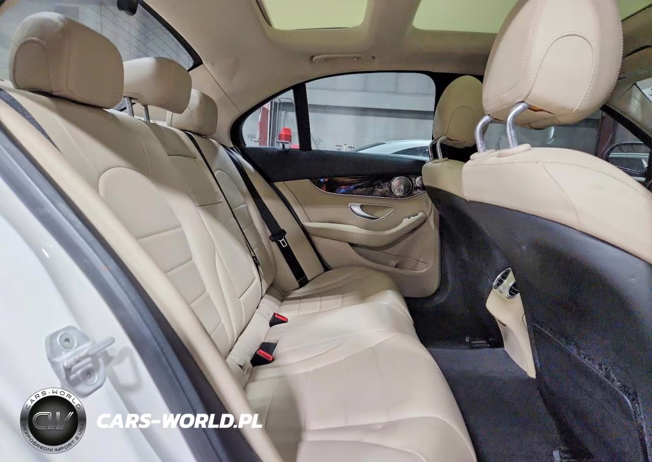 2015 Mercedes-Benz C 300 4Matic VIN:55SWF4KB5FU083769 - 10