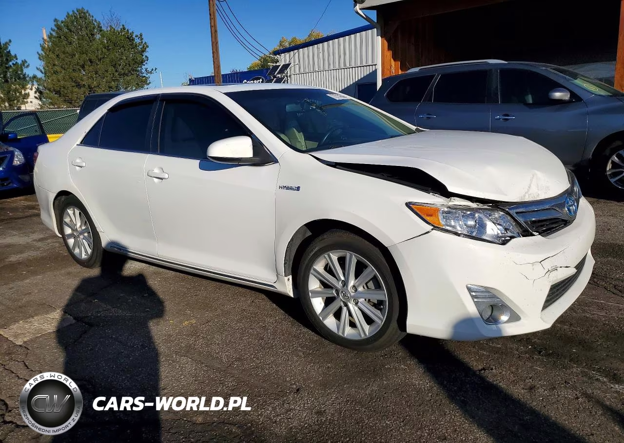 2013 Toyota Camry Hybrid Xle VIN:4T1BD1FK7DU083335 - 4