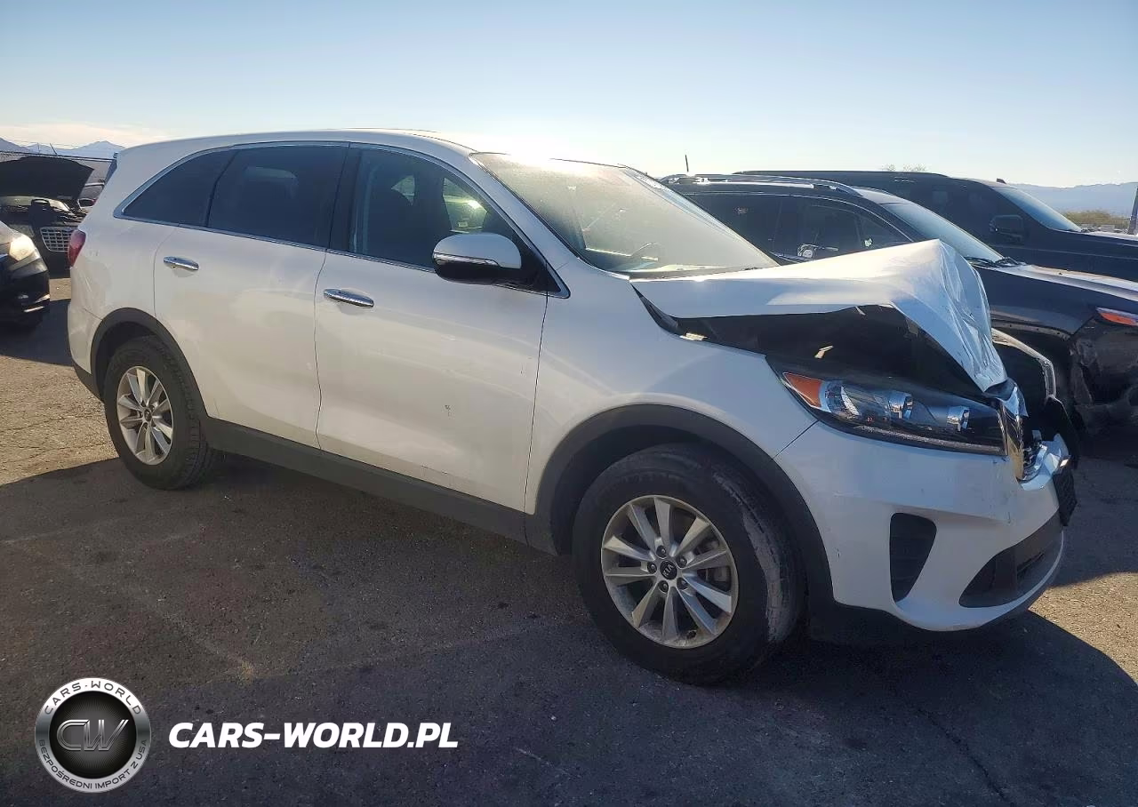 2020 Kia Sorento S VIN:5XYPG4A5XLG616959 - 4