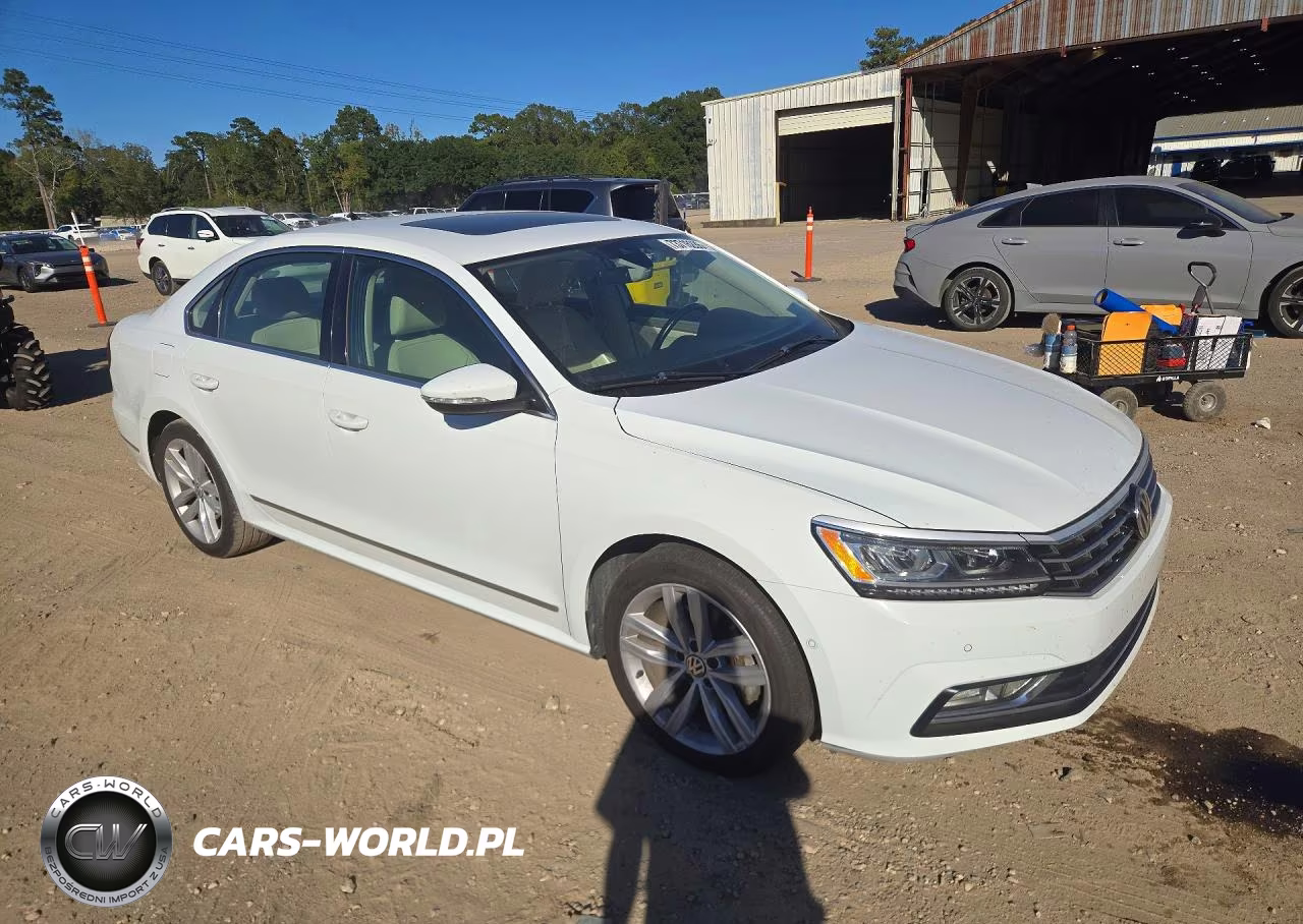 2018 Volkswagen Passat Sel Premium VIN:1VWCA7A3XJC034200 - 4