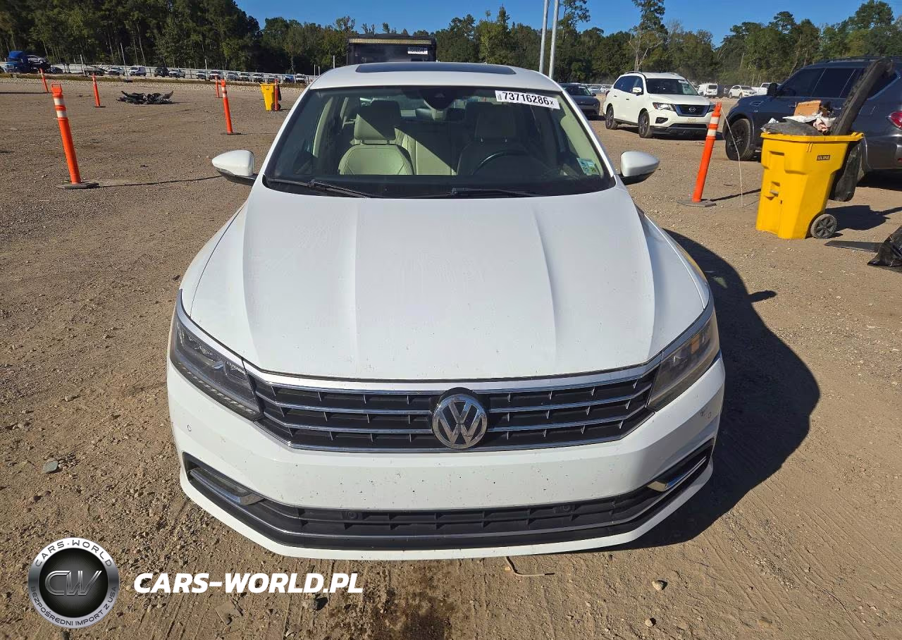 2018 Volkswagen Passat Sel Premium VIN:1VWCA7A3XJC034200 - 5