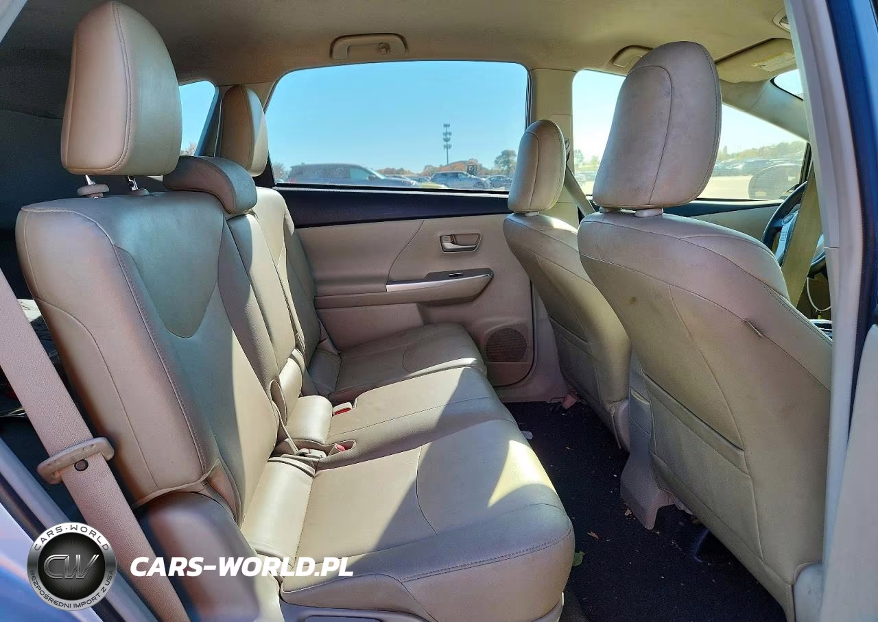 2013 Toyota Prius V Five VIN:JTDZN3EU7D3188395 - 10