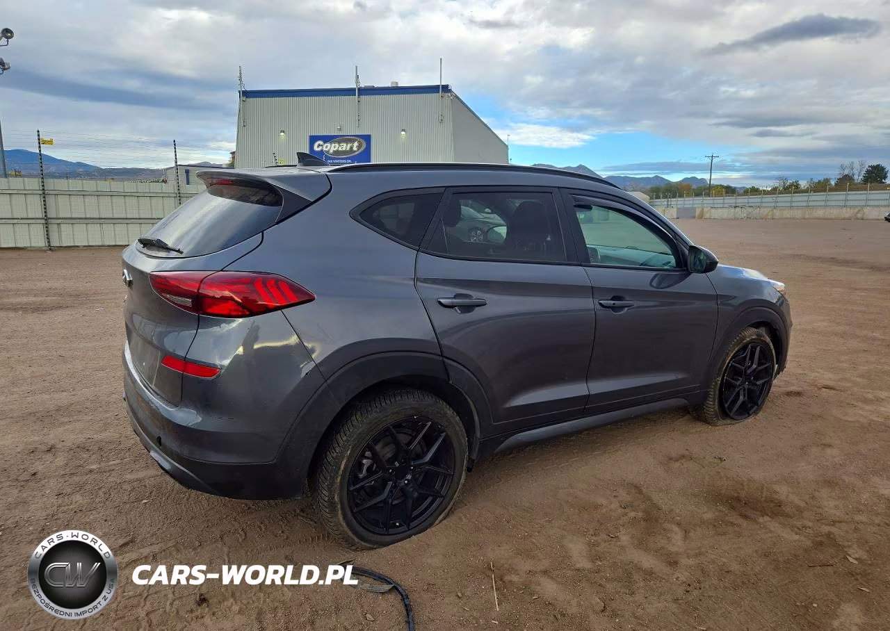 2019 Hyundai Tucson Night VIN:KM8J33AL5KU973453 - 3