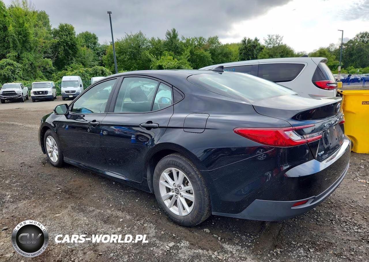 2025 Toyota Camry Le VIN:4T1DAACK8SU602489 - 2