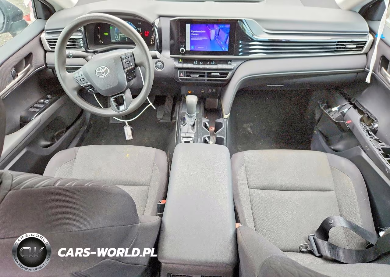 2025 Toyota Camry Le VIN:4T1DAACK8SU602489 - 8