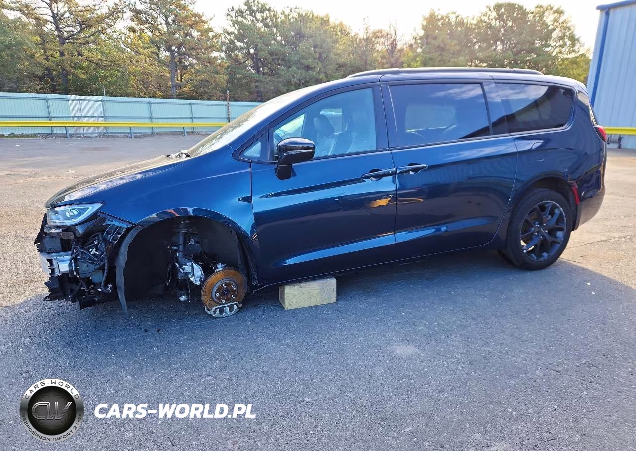 2025 Chrysler Pacifica Limited VIN:2C4RC1GG2SR529403 - 1