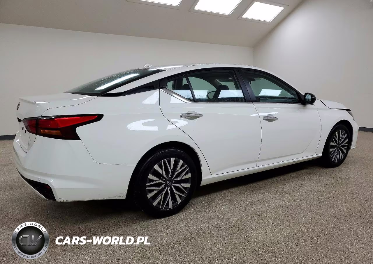 2025 Nissan Altima Sv VIN:1N4BL4DV8SN392685 - 3
