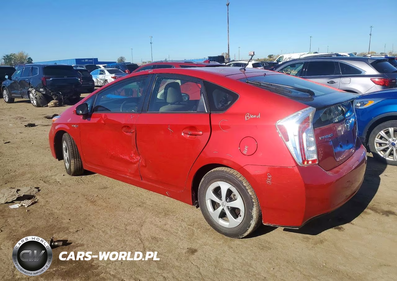 2015 Toyota Prius Two VIN:JTDKN3DU3F0445995 - 2