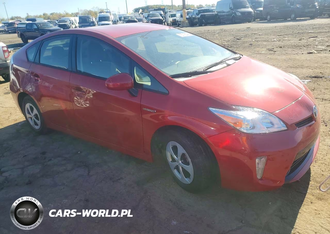 2015 Toyota Prius Two VIN:JTDKN3DU3F0445995 - 4