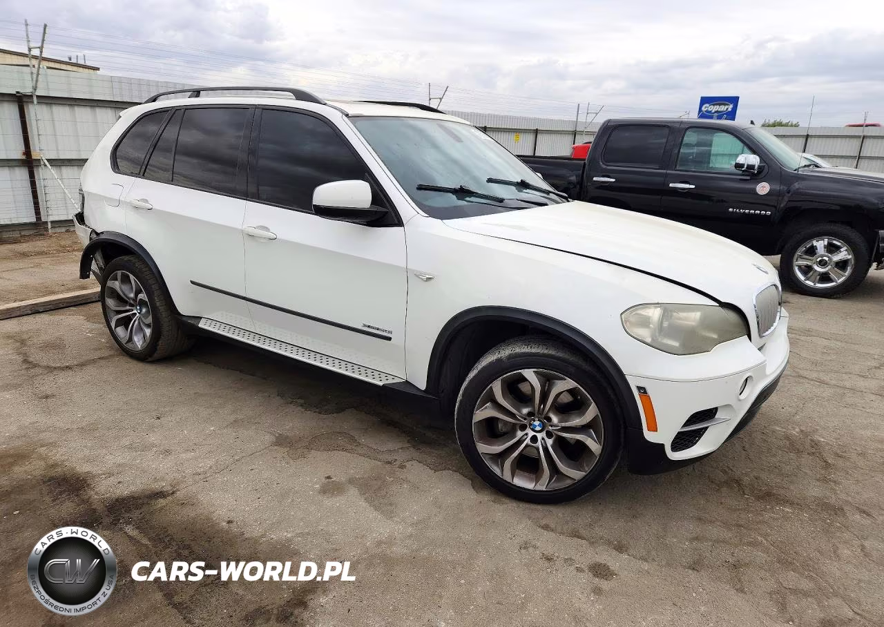 2012 BMW X5 xDrive50I VIN:5UXZV8C57CL422928 - 4