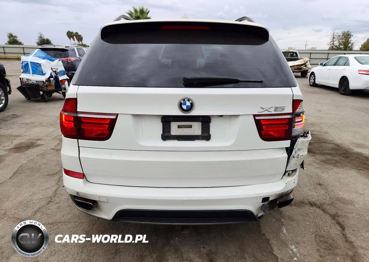 2012 BMW X5 xDrive50I VIN:5UXZV8C57CL422928 - 6