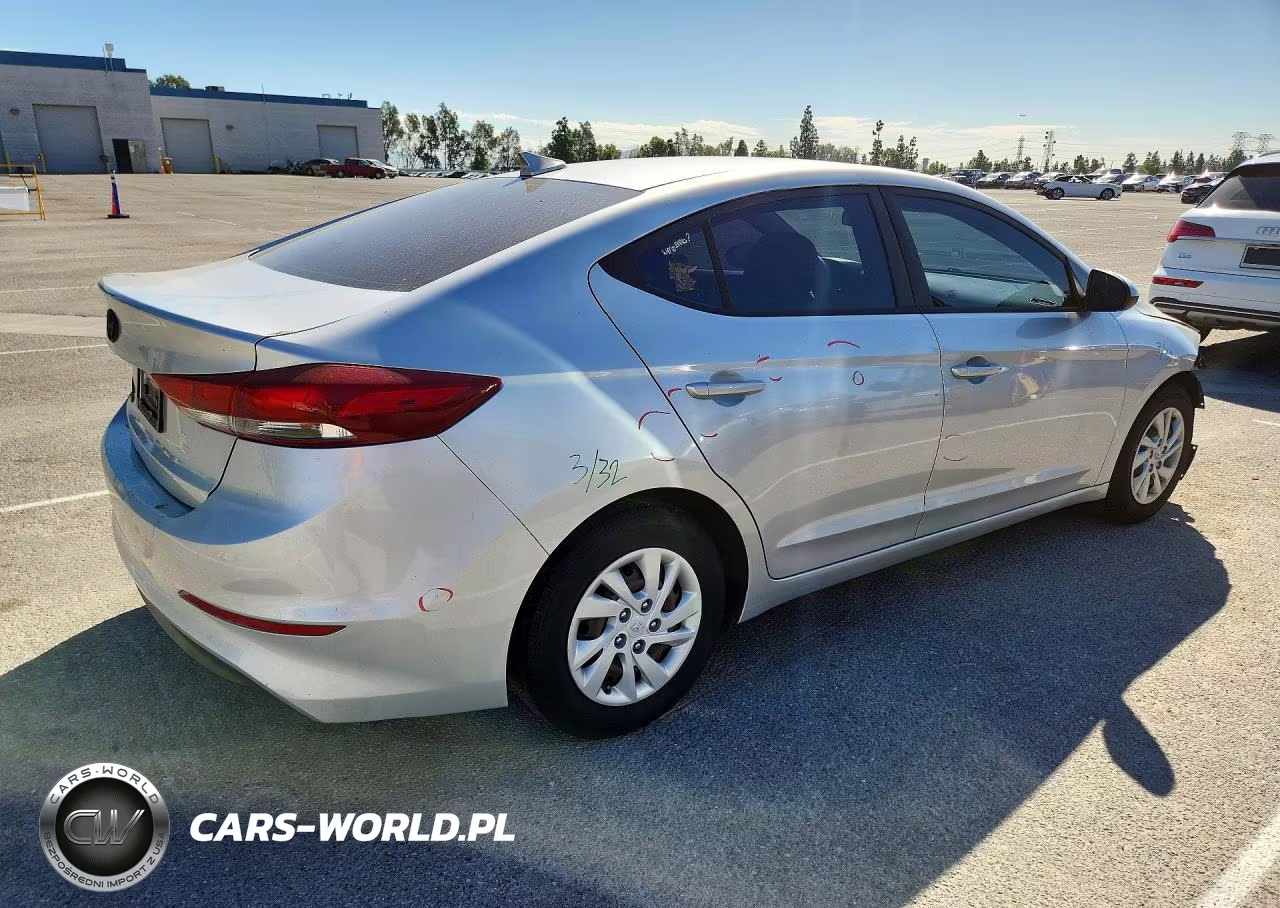 2017 Hyundai Elantra Se VIN:5NPD74LF3HH075326 - 3