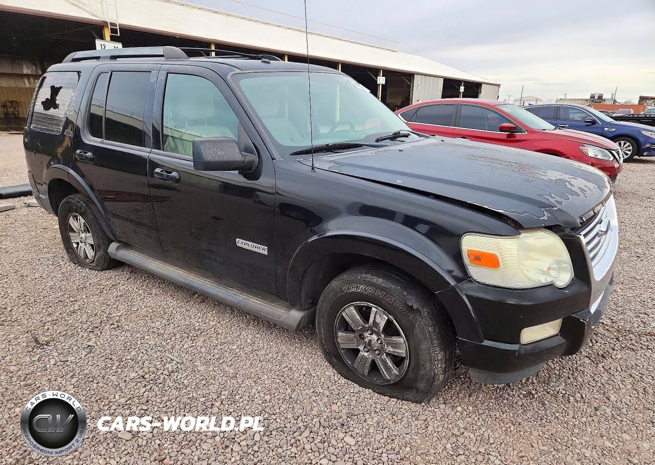 2008 Ford Explorer Xlt VIN:1FMEU73E98UA73507 - 4