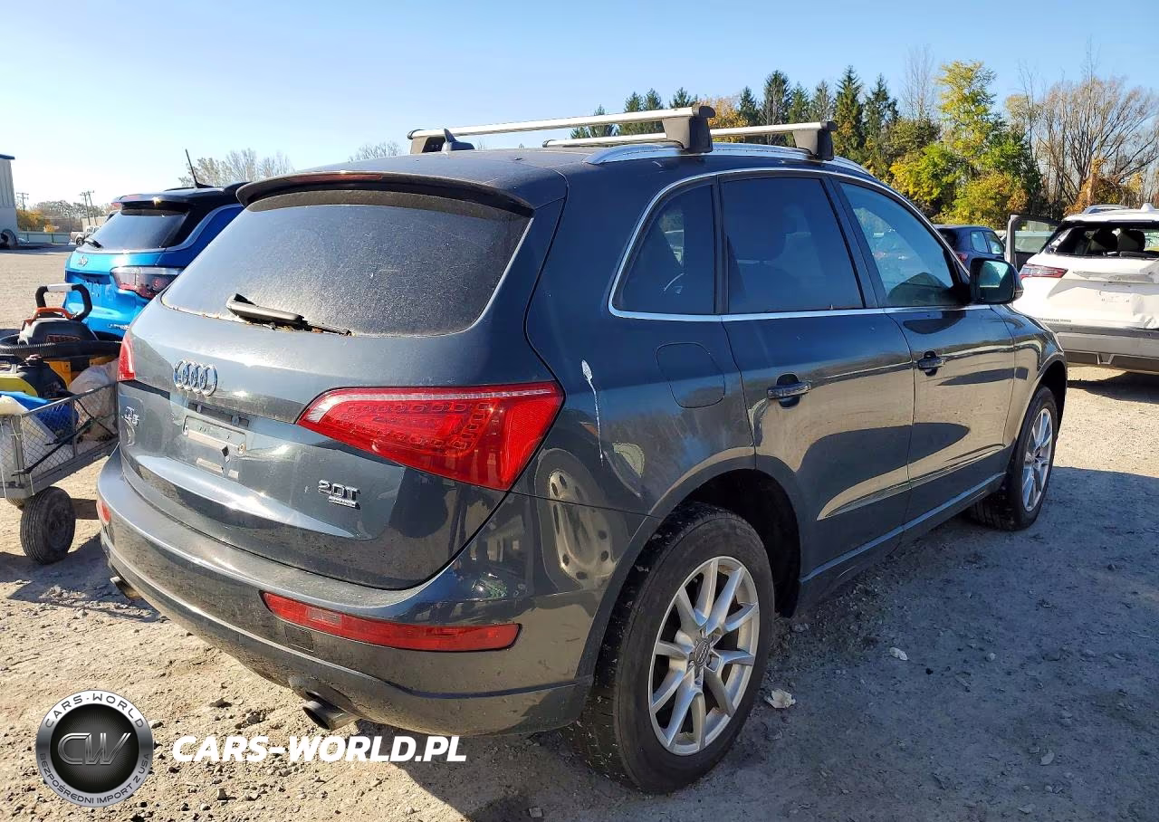 2011 Audi Q5 Premium Plus VIN:WA1LFAFP8BA093718 - 3