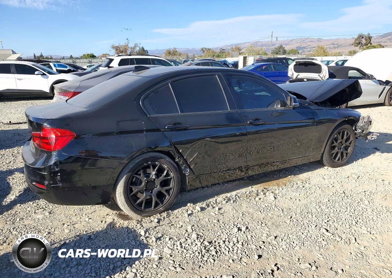 2018 BMW 320 I VIN:WBA8E1G50JNU90808 - 3