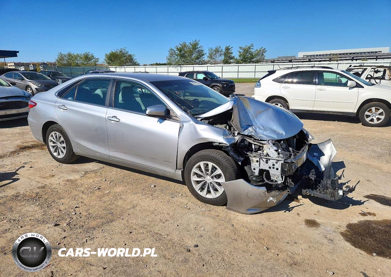 2017 Toyota Camry Le VIN:4T1BF1FK4HU447159 - 4