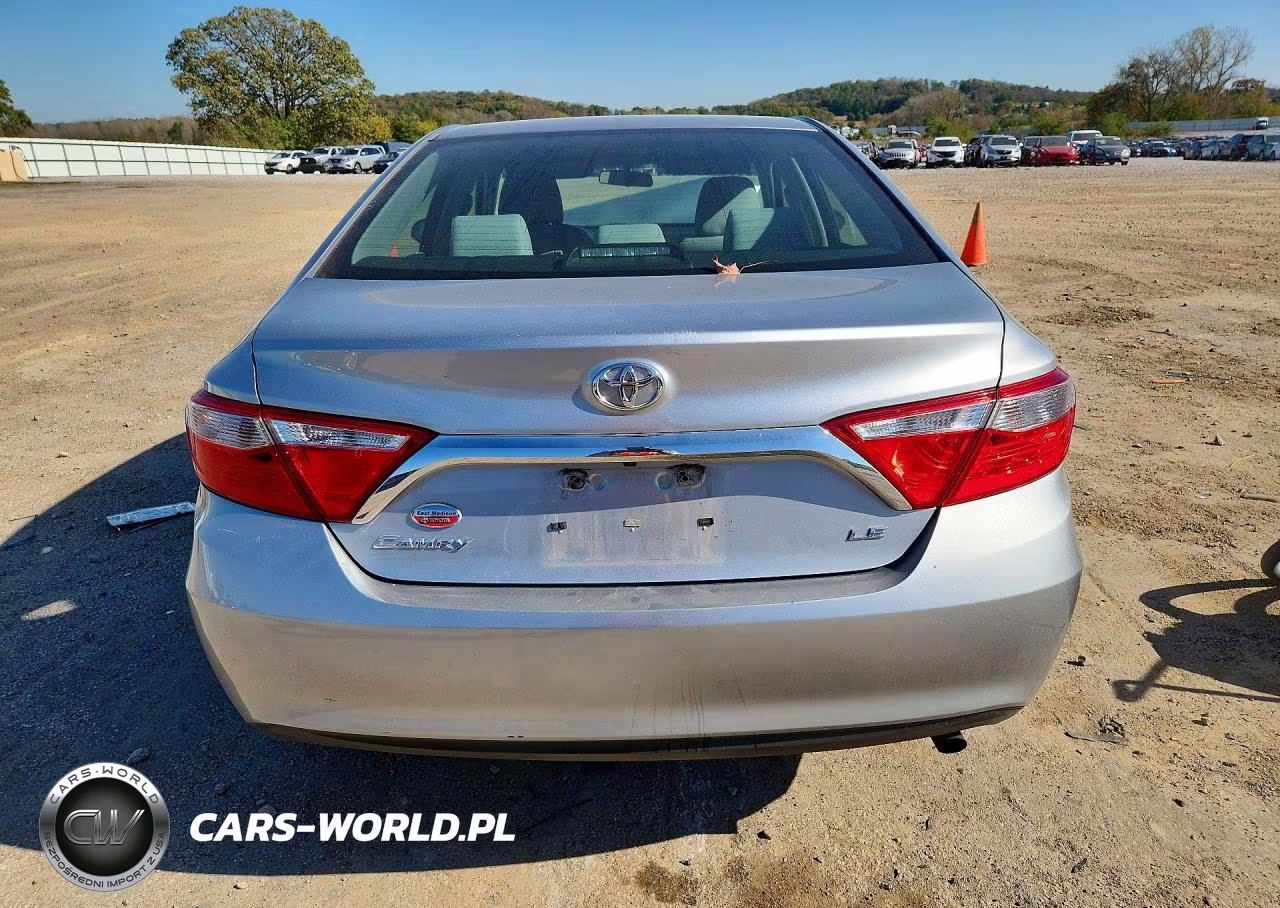2017 Toyota Camry Le VIN:4T1BF1FK4HU447159 - 6