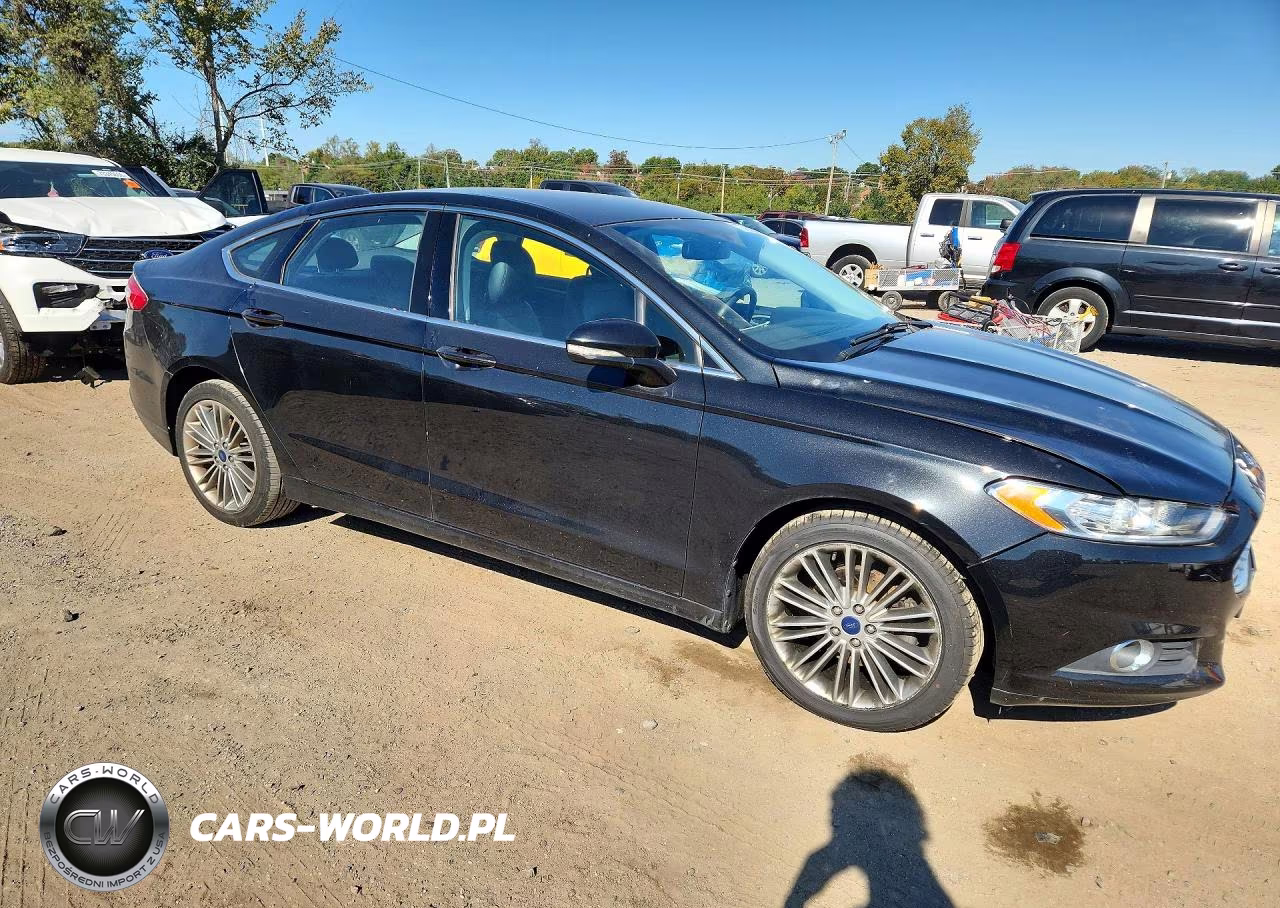 2014 Ford Fusion Se VIN:3FA6P0H90ER382424 - 4