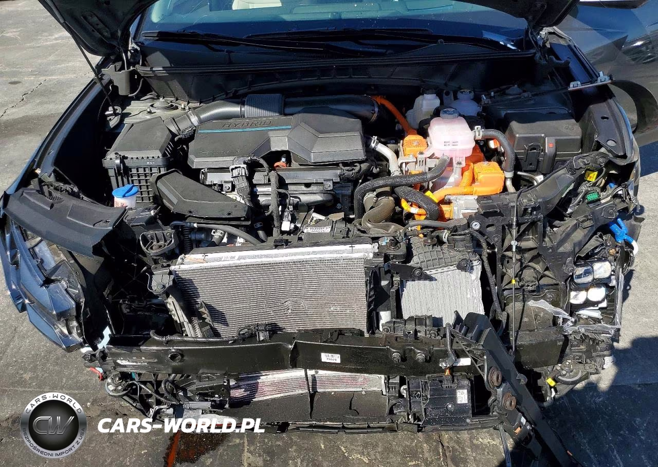 2025 Hyundai Tucson Limited VIN:KM8JEDD18SU360821 - 12
