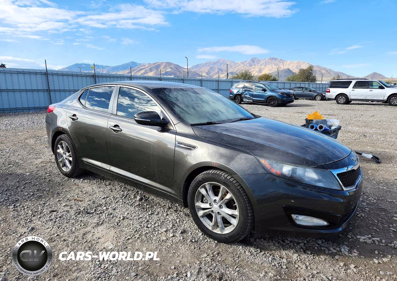 2013 Kia Optima Lx VIN:5XXGM4A7XDG150157 - 4