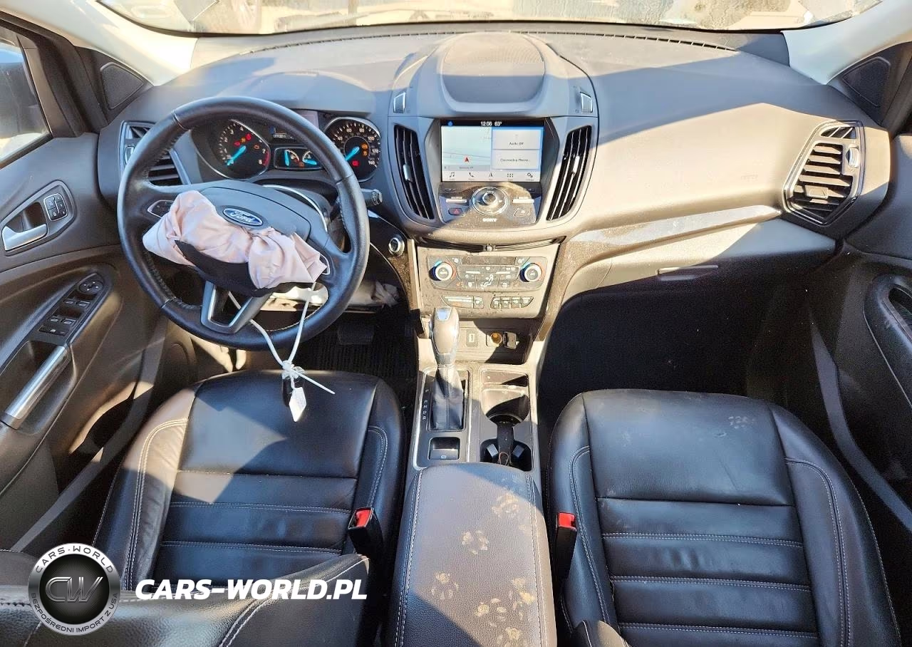 2019 Ford Escape Titanium VIN:1FMCU9J95KUA42416 - 8
