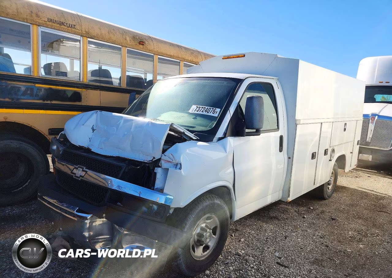 2017 Chevrolet Express G3500 VIN:1GB0GRFF0H1164855 - 1