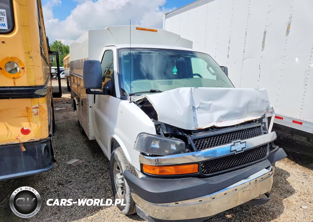 2017 Chevrolet Express G3500 VIN:1GB0GRFF0H1164855 - 11