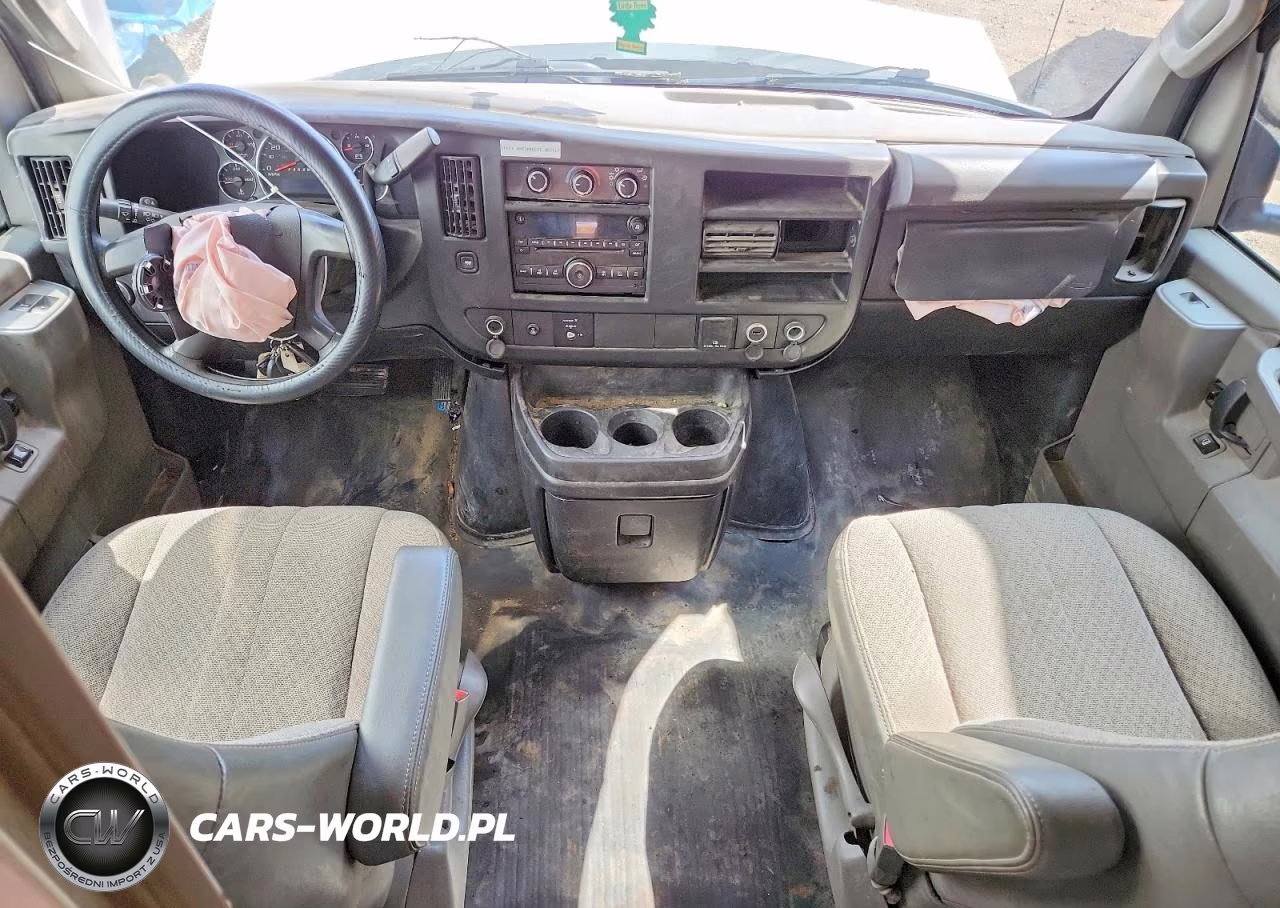 2017 Chevrolet Express G3500 VIN:1GB0GRFF0H1164855 - 8
