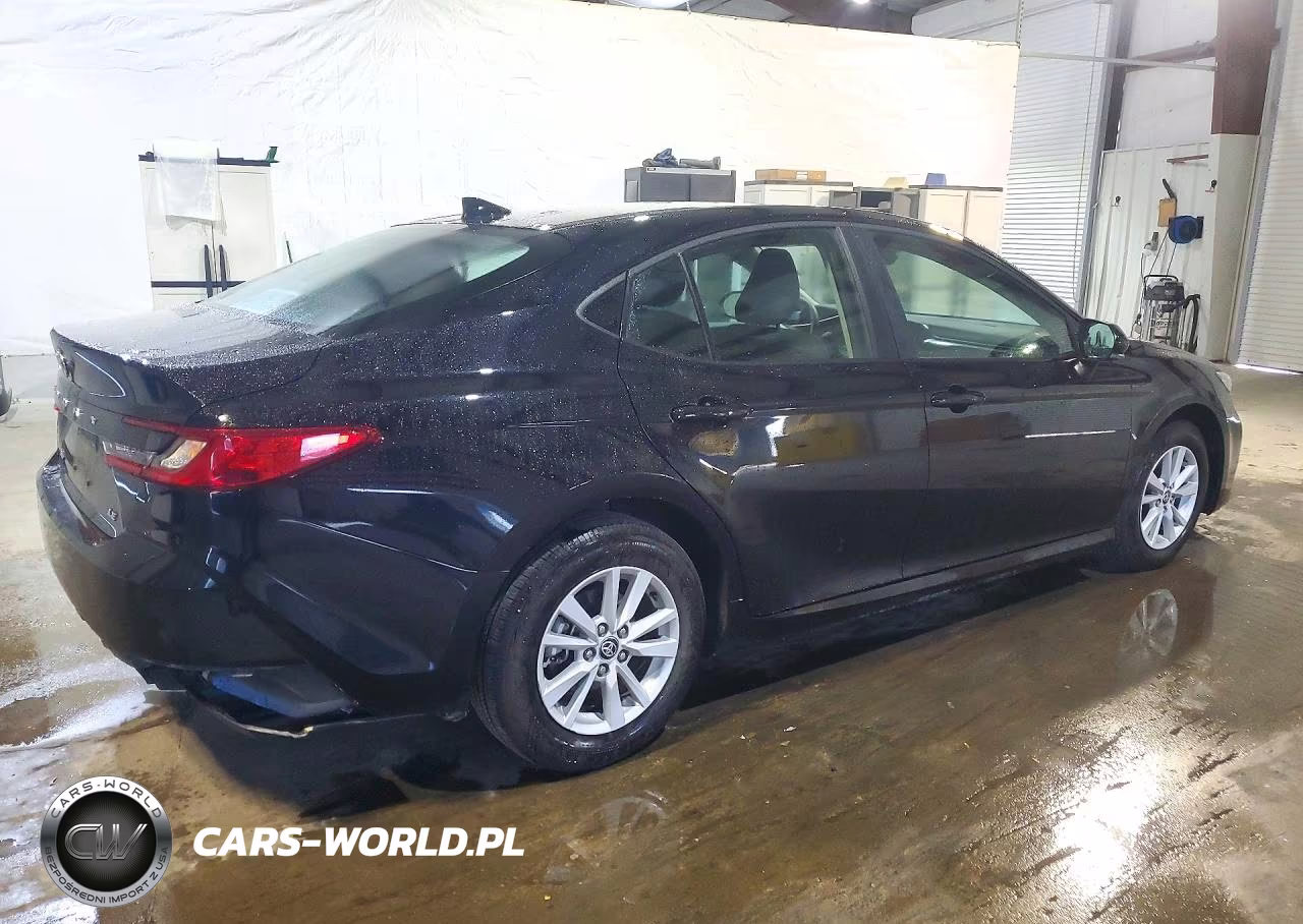 2026 Toyota Camry Le VIN:4T1DAACK7TU282163 - 3